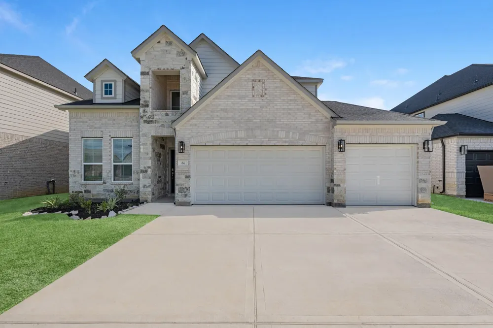 64 Shining Point Drive Waller, TX 77484
