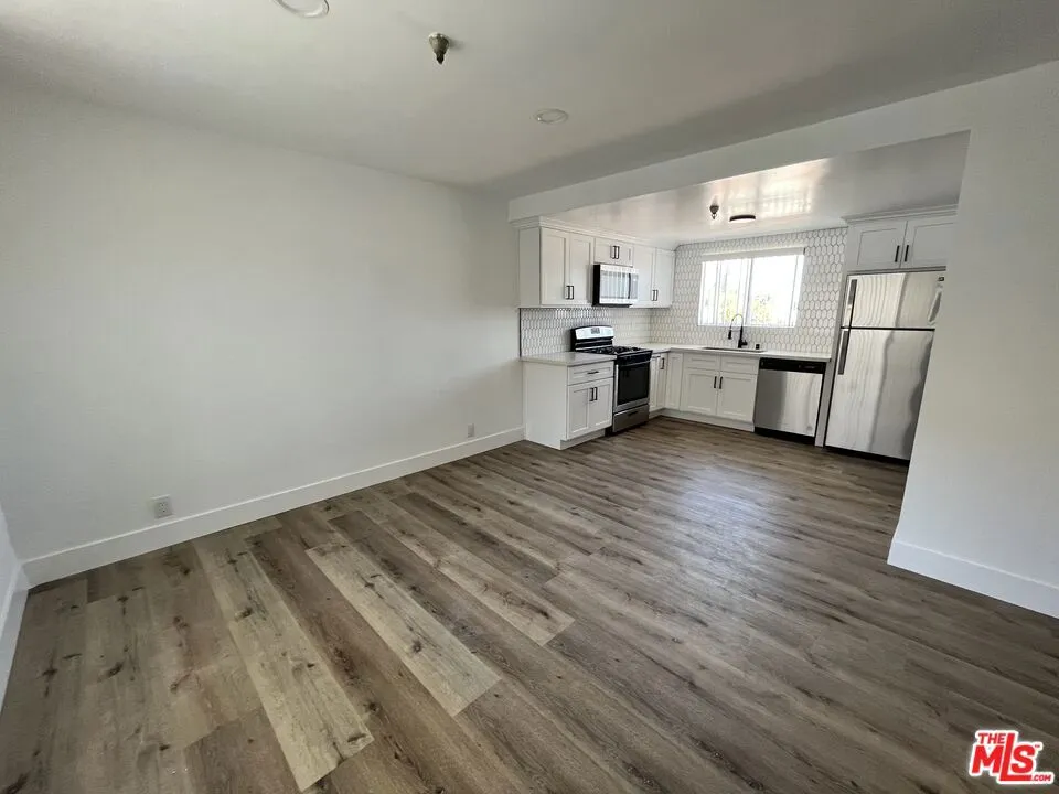 11430 Cedar Avenue #9 Hawthorne, CA 90250