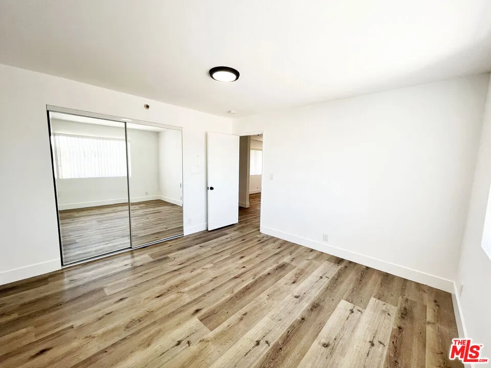 11430 Cedar Avenue #9 Hawthorne, CA 90250