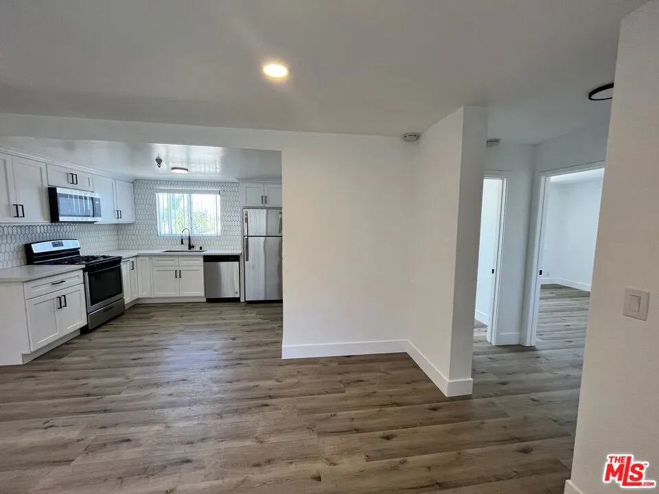11430 Cedar Avenue #9 Hawthorne, CA 90250