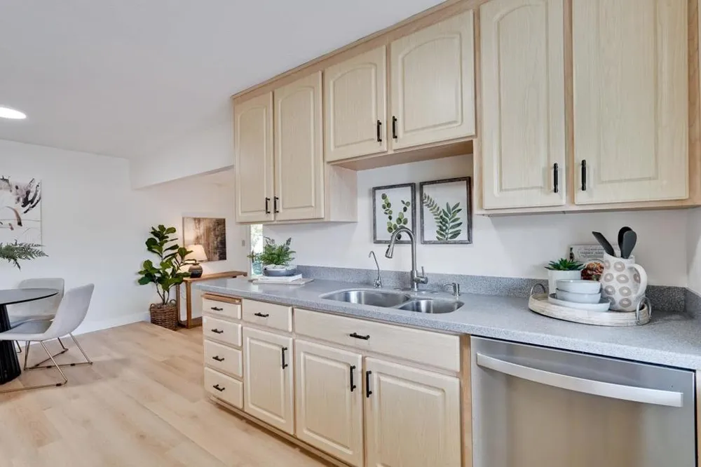 2210 Stebbins Avenue Santa Clara, CA 95051