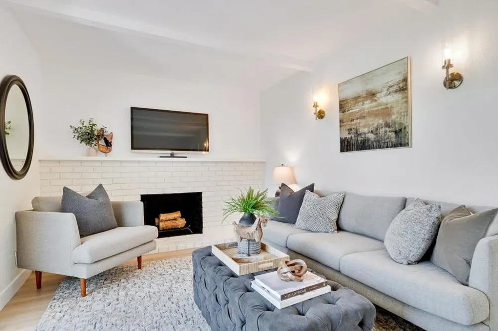 2210 Stebbins Avenue Santa Clara, CA 95051