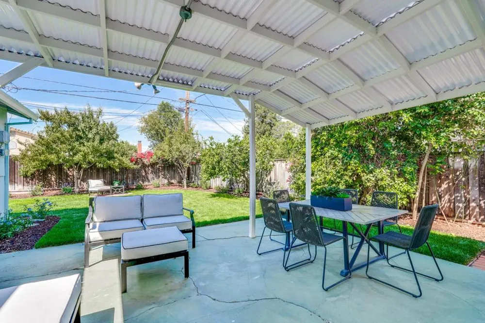 2210 Stebbins Avenue Santa Clara, CA 95051