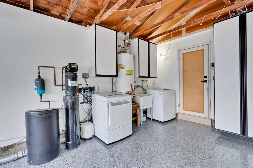 2210 Stebbins Avenue Santa Clara, CA 95051