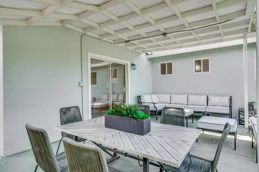 2210 Stebbins Avenue Santa Clara, CA 95051