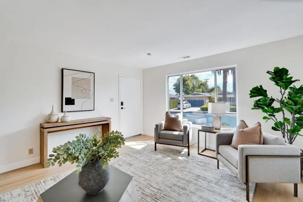 2210 Stebbins Avenue Santa Clara, CA 95051