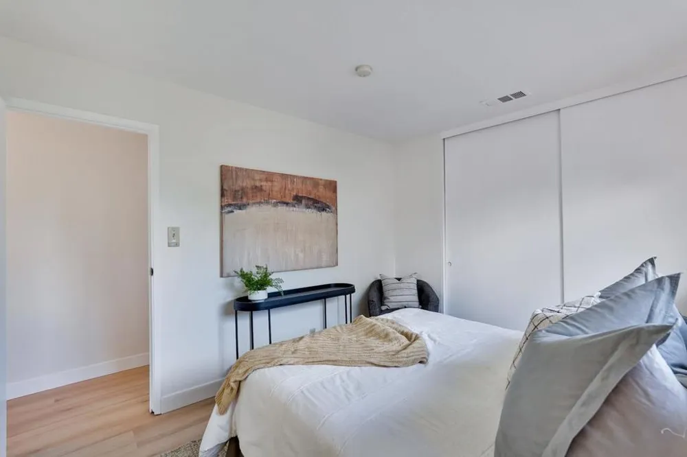 2210 Stebbins Avenue Santa Clara, CA 95051