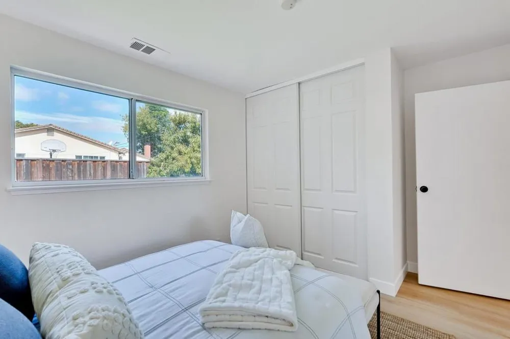 2210 Stebbins Avenue Santa Clara, CA 95051