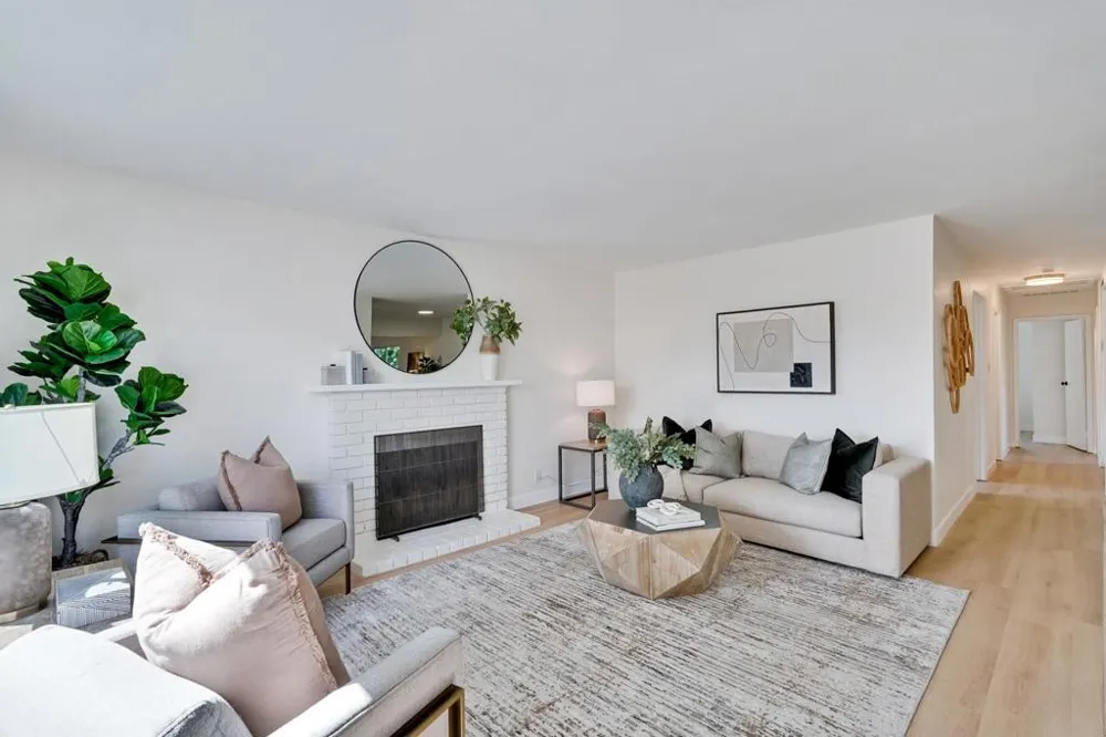 2210 Stebbins Avenue Santa Clara, CA 95051