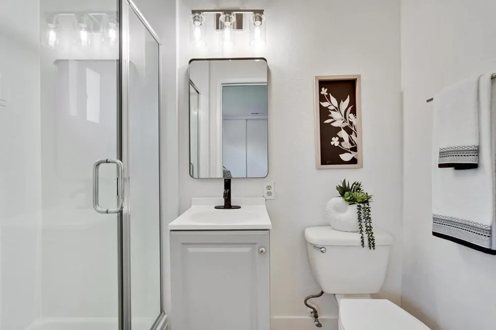 2210 Stebbins Avenue Santa Clara, CA 95051