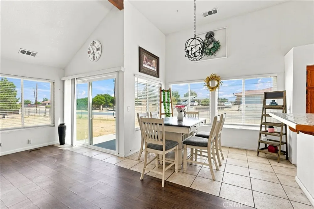 18170 Capri Hesperia, CA 92345