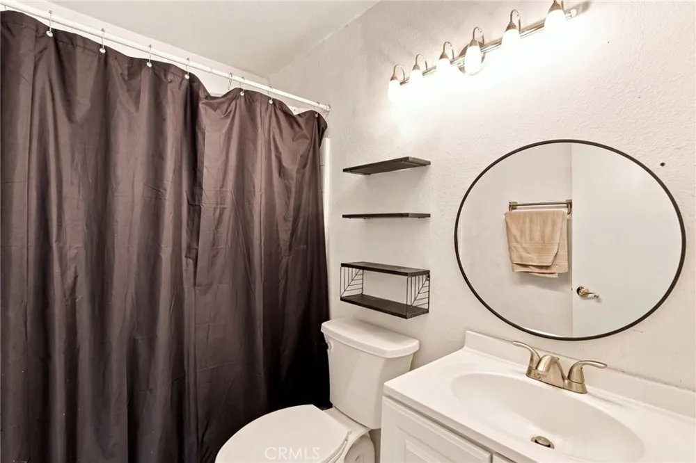 18170 Capri Hesperia, CA 92345