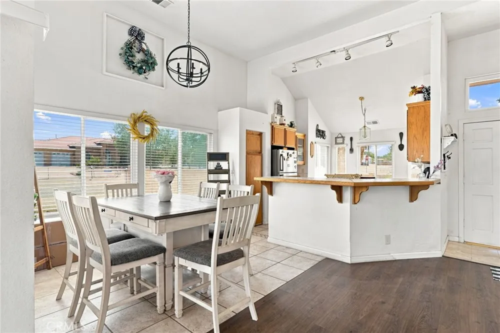 18170 Capri Hesperia, CA 92345
