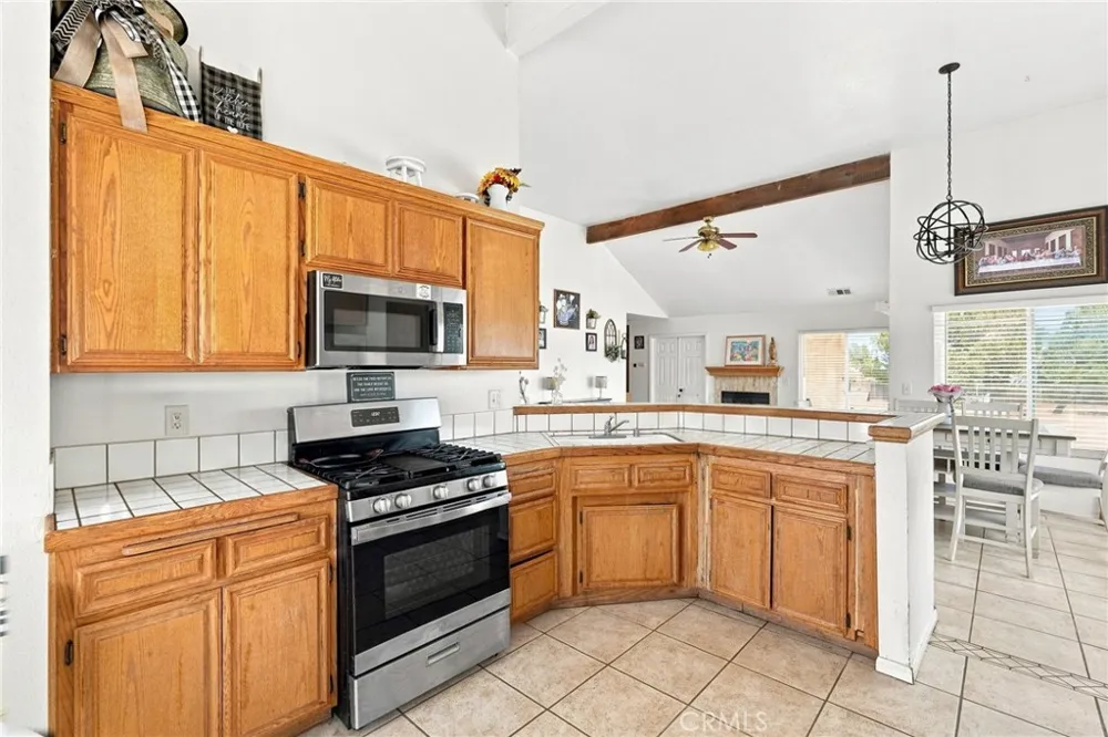 18170 Capri Hesperia, CA 92345