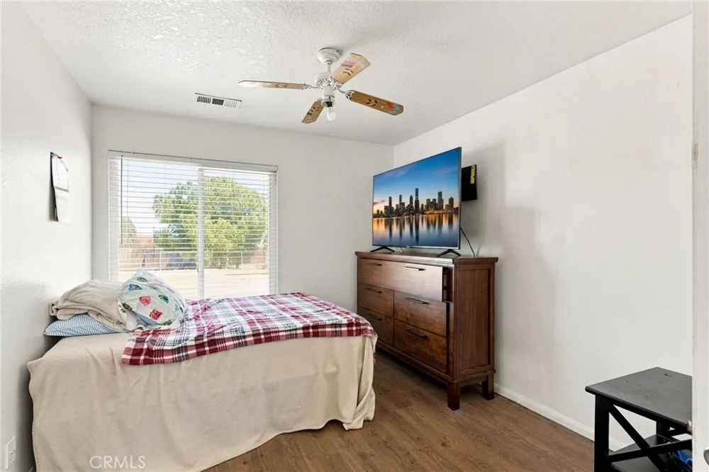 18170 Capri Hesperia, CA 92345