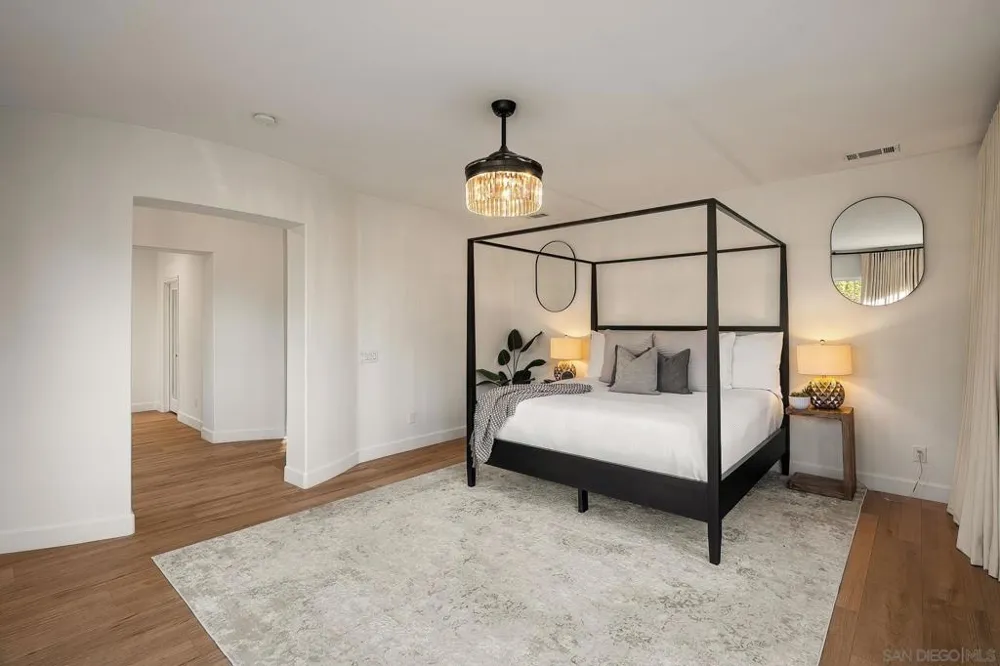 31 Montclair Irvine, CA 92602