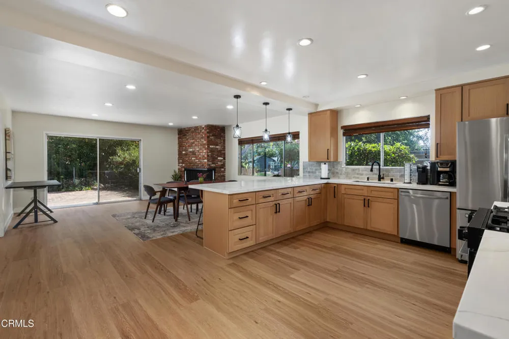 1930 Minoru Drive Altadena, CA 91001