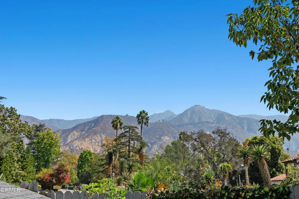 1930 Minoru Drive Altadena, CA 91001