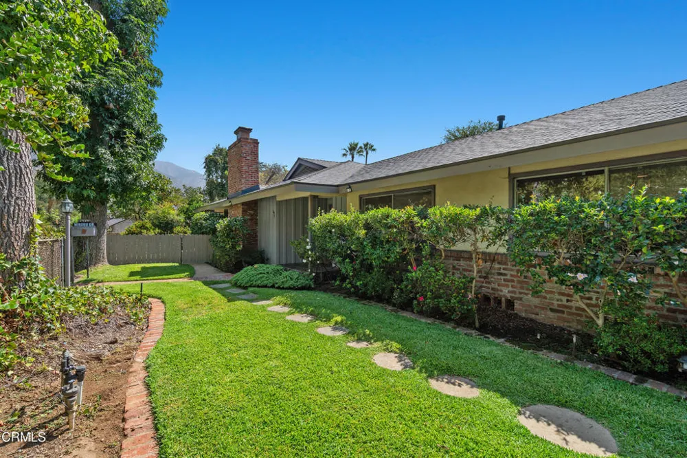 1930 Minoru Drive Altadena, CA 91001