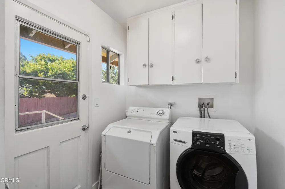 1930 Minoru Drive Altadena, CA 91001