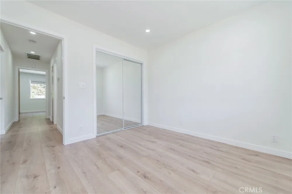 4534 Lennox Sherman Oaks, CA 91423