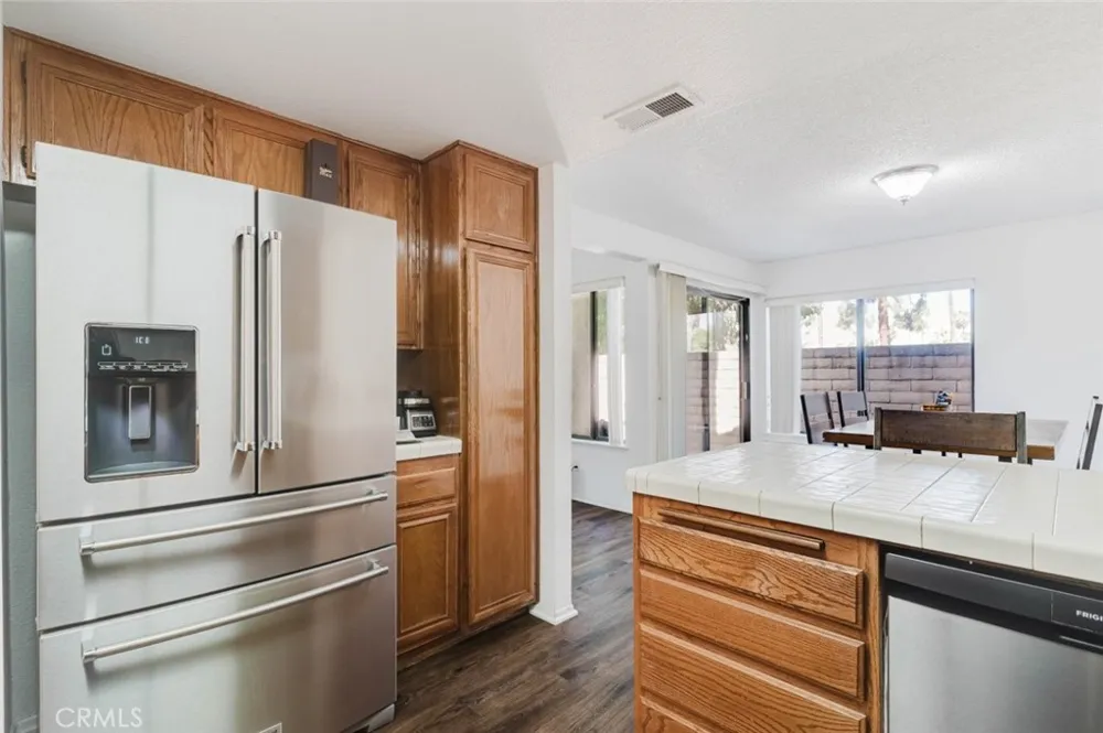 5050 Canyon Crest Drive #43 Riverside, CA 92507