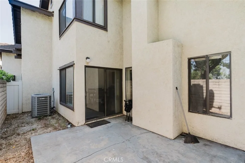 5050 Canyon Crest Drive #43 Riverside, CA 92507