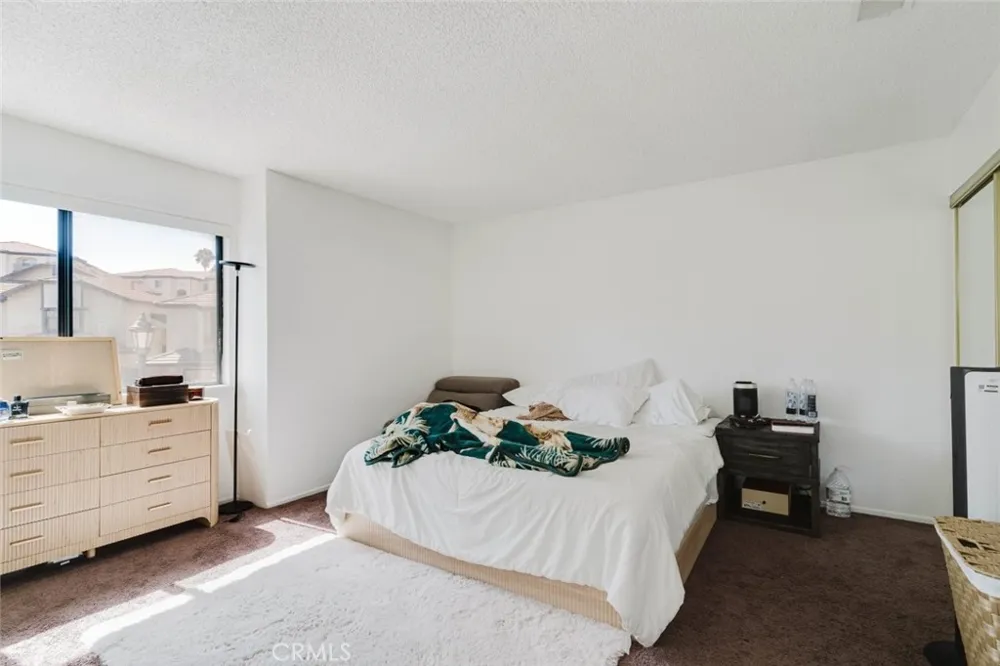 5050 Canyon Crest Drive #43 Riverside, CA 92507