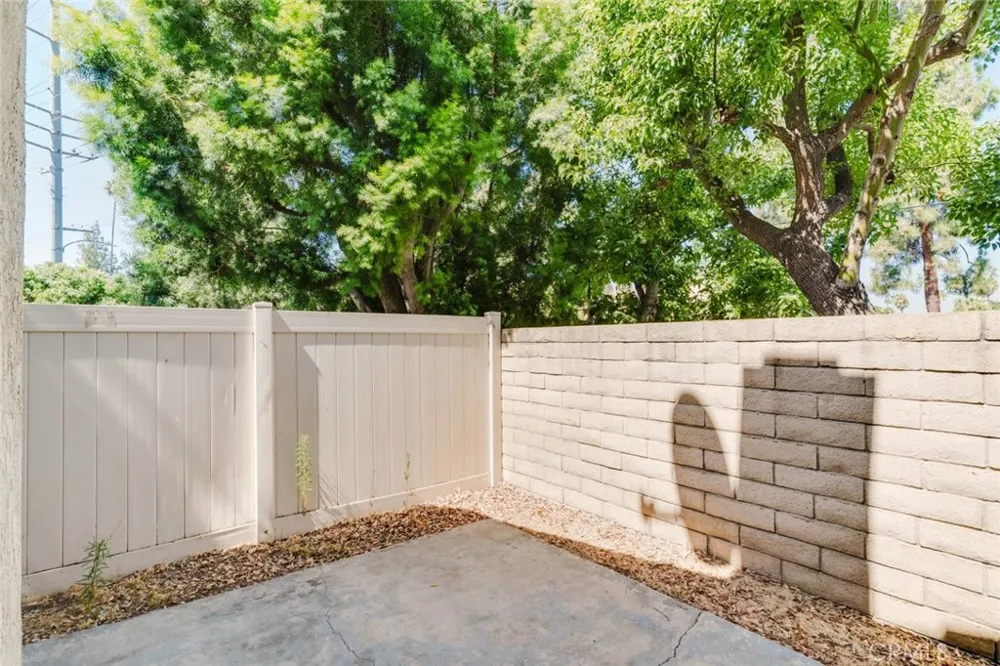 5050 Canyon Crest Drive #43 Riverside, CA 92507