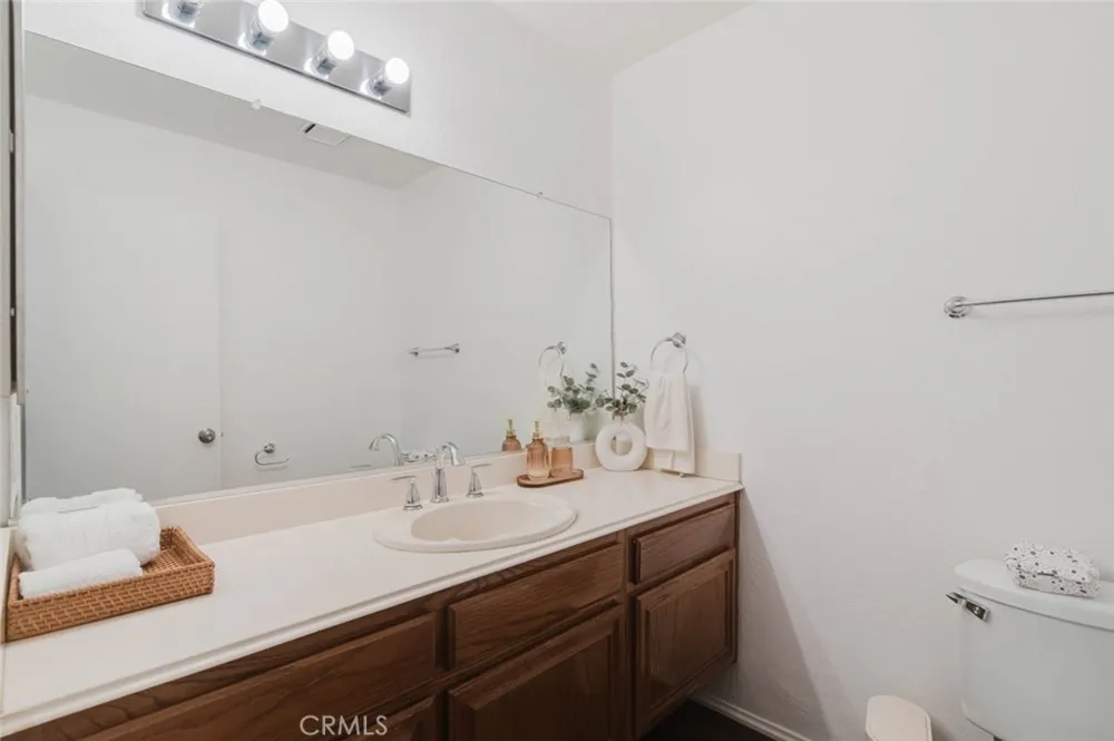 5050 Canyon Crest Drive #43 Riverside, CA 92507