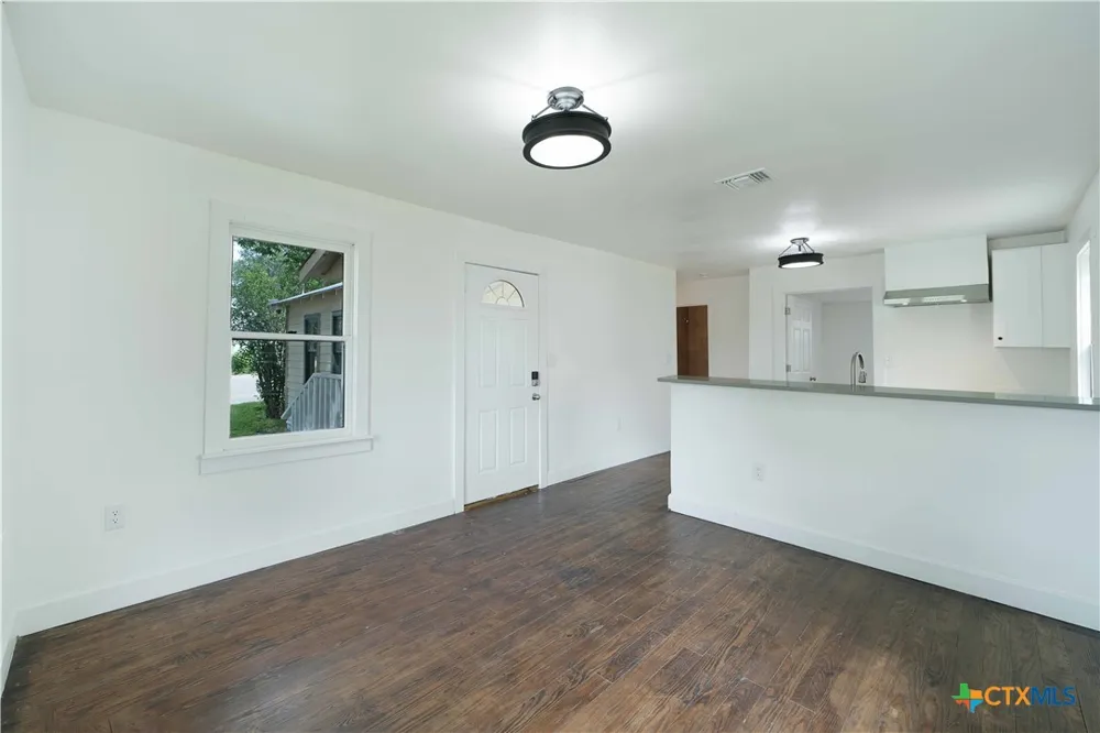 414 Orange Avenue New Braunfels, TX 78130