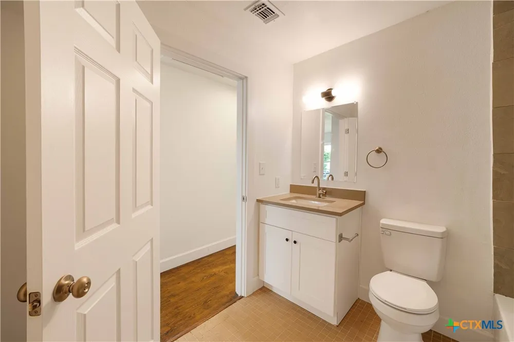 414 Orange Avenue New Braunfels, TX 78130