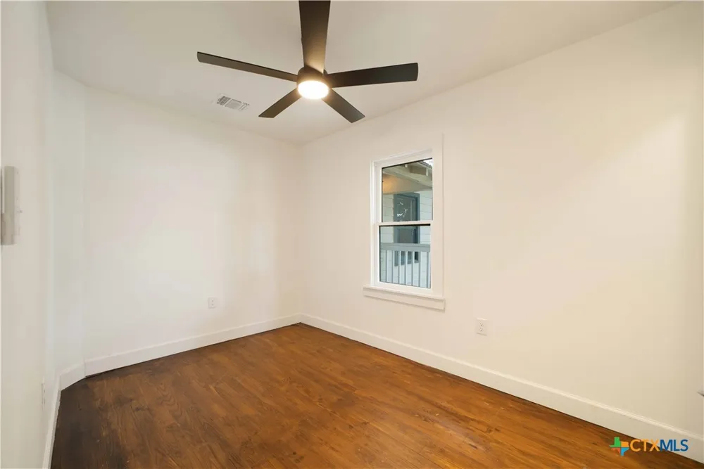 414 Orange Avenue New Braunfels, TX 78130