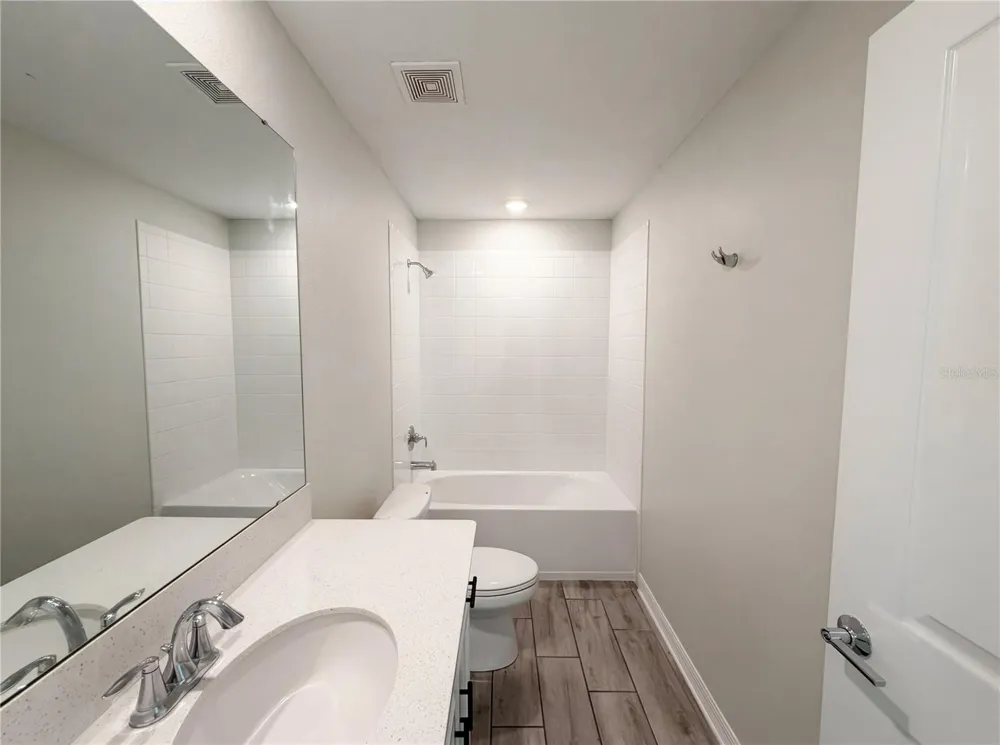 5108 TANZANITE DRIVE Mount Dora, FL 32757