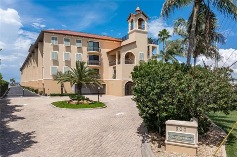 900 E MARION AVENUE #1203