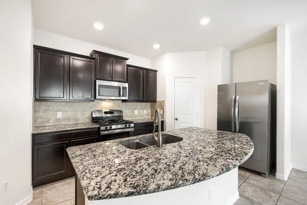 300 Shale Circle Buda, TX 78610