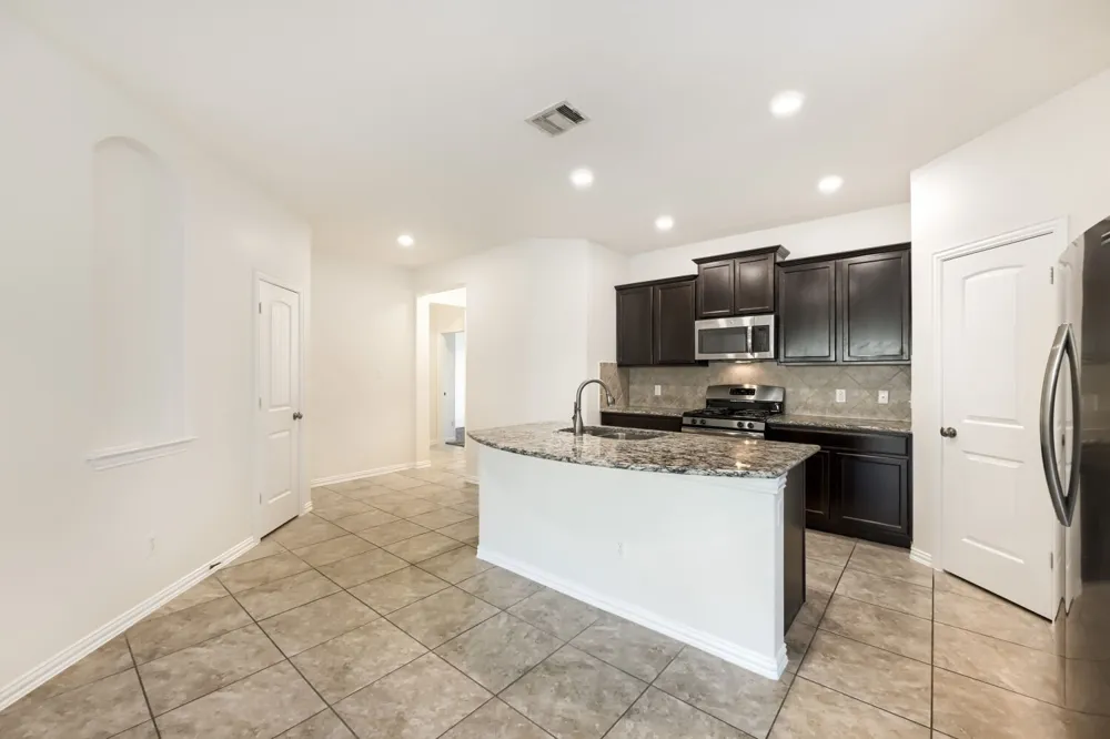 300 Shale Circle Buda, TX 78610