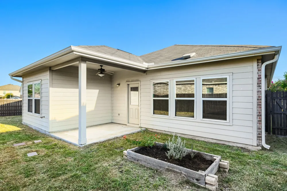 300 Shale Circle Buda, TX 78610