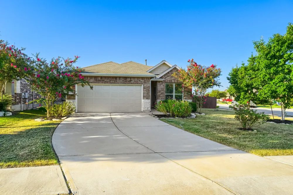 300 Shale Circle Buda, TX 78610