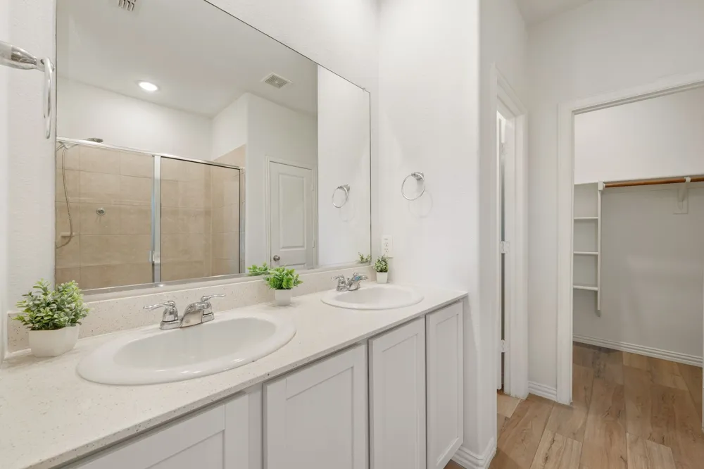 3318 Brentwood Cove Heartland, TX 75126