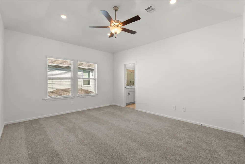 702 Sand Dollar Drive Kemah, TX 77565