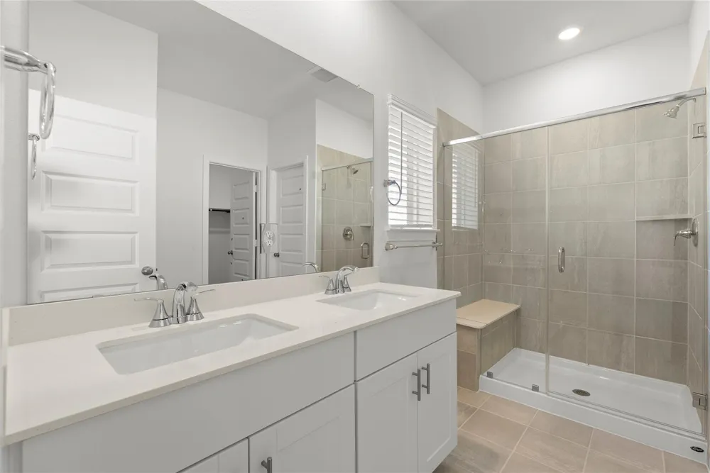 702 Sand Dollar Drive Kemah, TX 77565