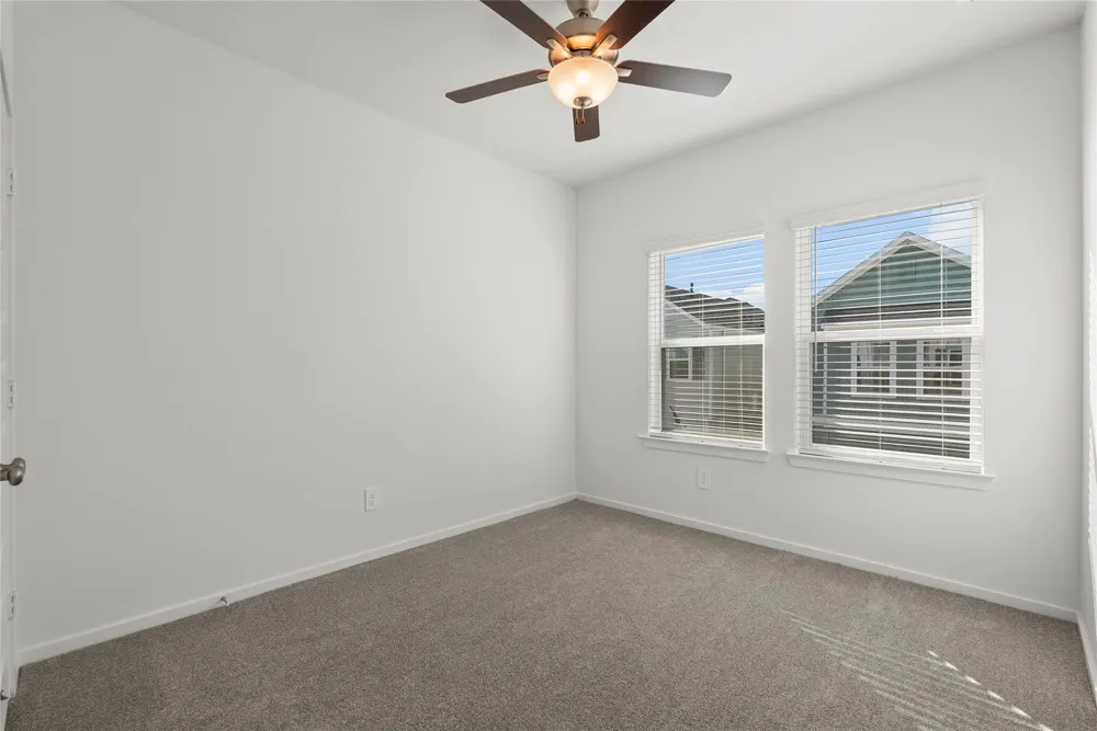 702 Sand Dollar Drive Kemah, TX 77565