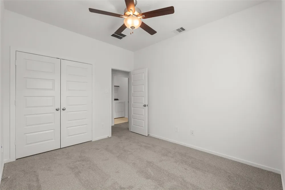 702 Sand Dollar Drive Kemah, TX 77565