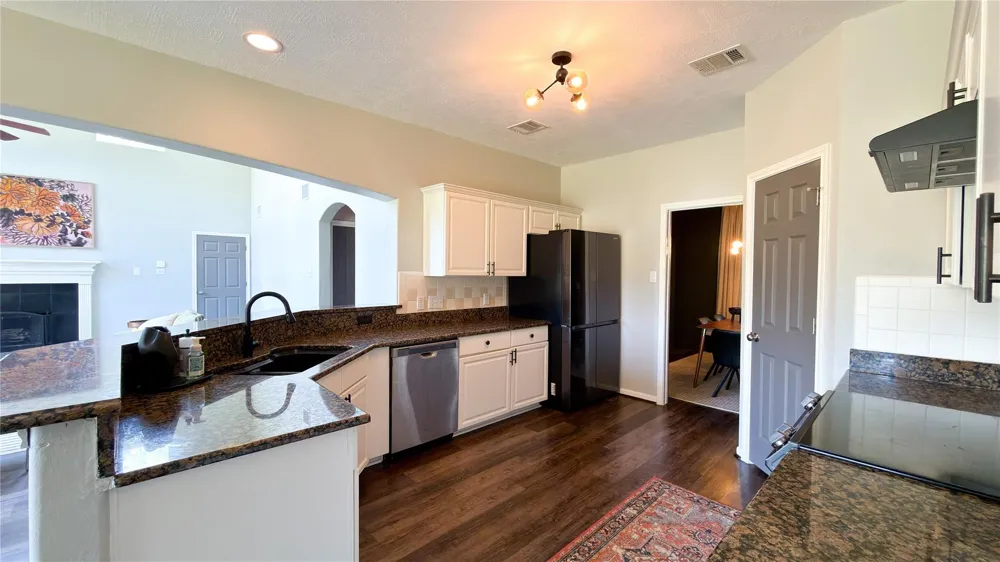 6415 Pollard Drive Manvel, TX 77578