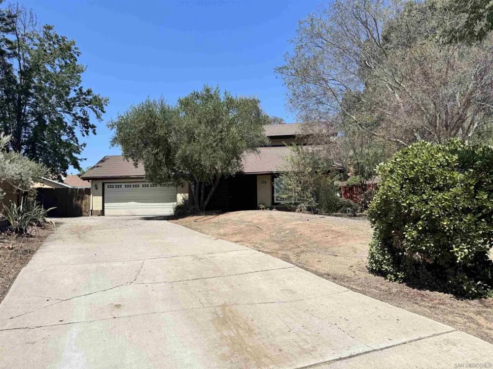 1748 Bourke Place El Cajon, CA 92021