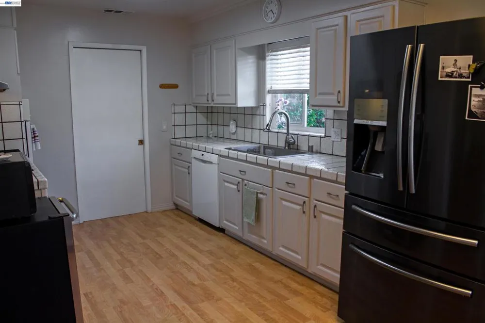 48 Cragmont Ave San Jose, CA 95127