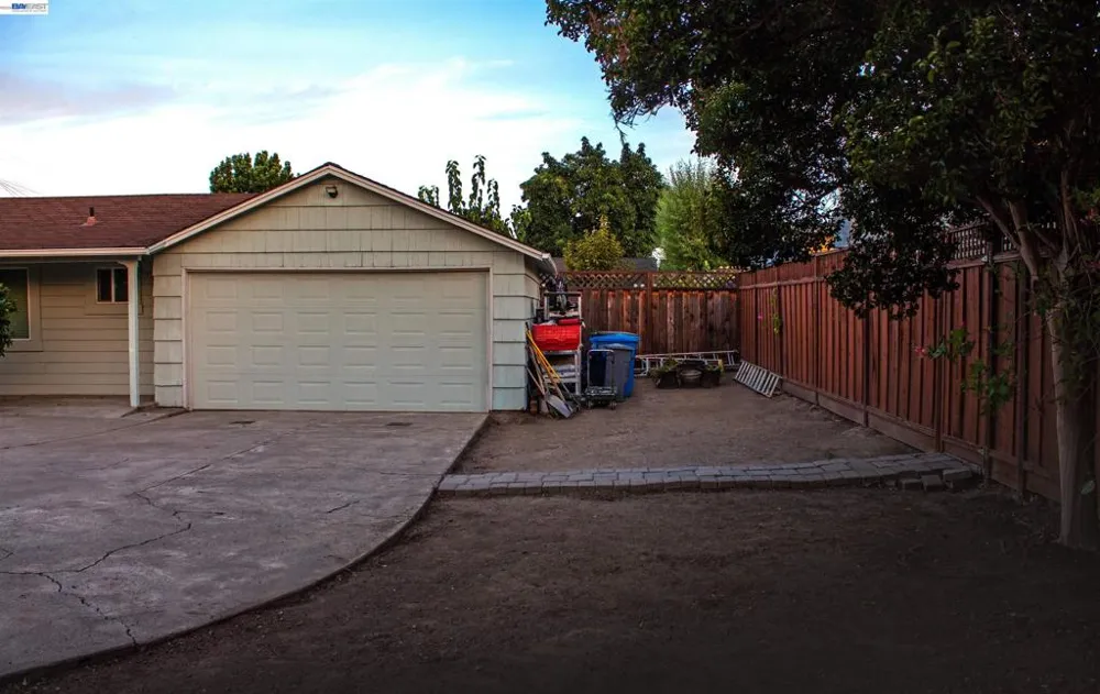 48 Cragmont Ave San Jose, CA 95127