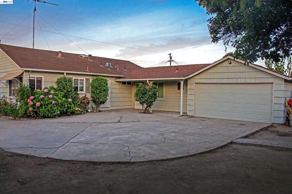 48 Cragmont Ave San Jose, CA 95127