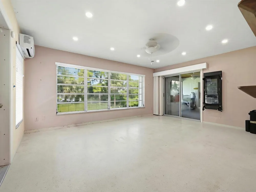 4916 SE MANATEE COVE ROAD Stuart, FL 34997